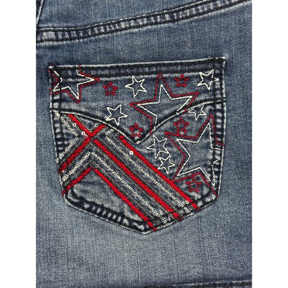 Shyanne Women's Stars & Stripes Sequined Back Pocket Denim Shorts - Size 26x3 - Picture 3 of 5